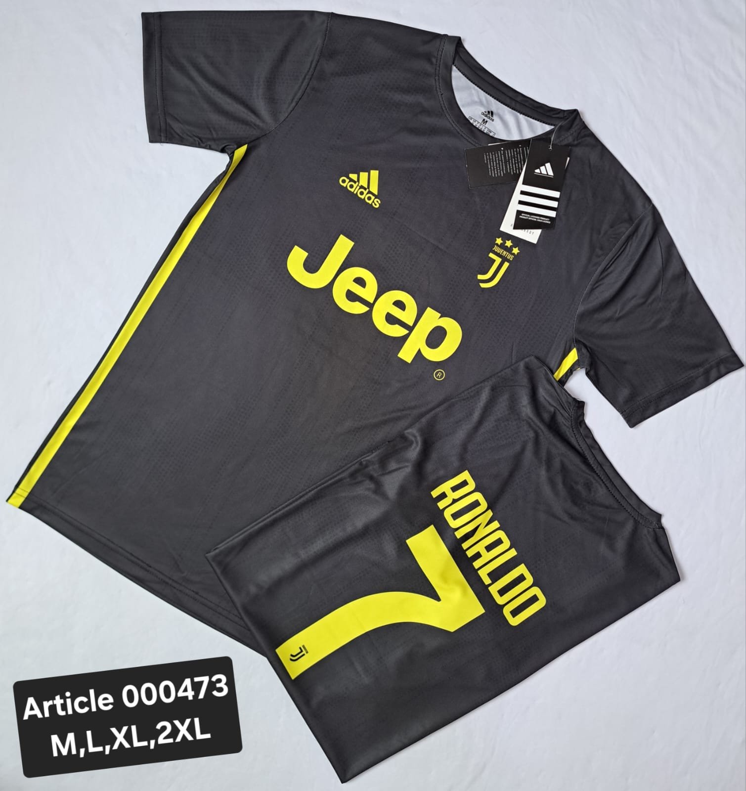 JUVENTUS RETRO RONALDO 7 BLACK 000473