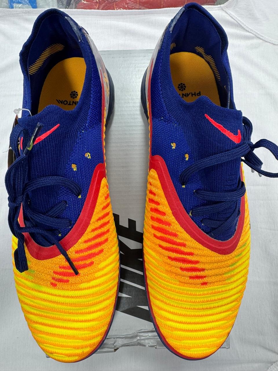 Nike Phantom Pro Grippers image 4