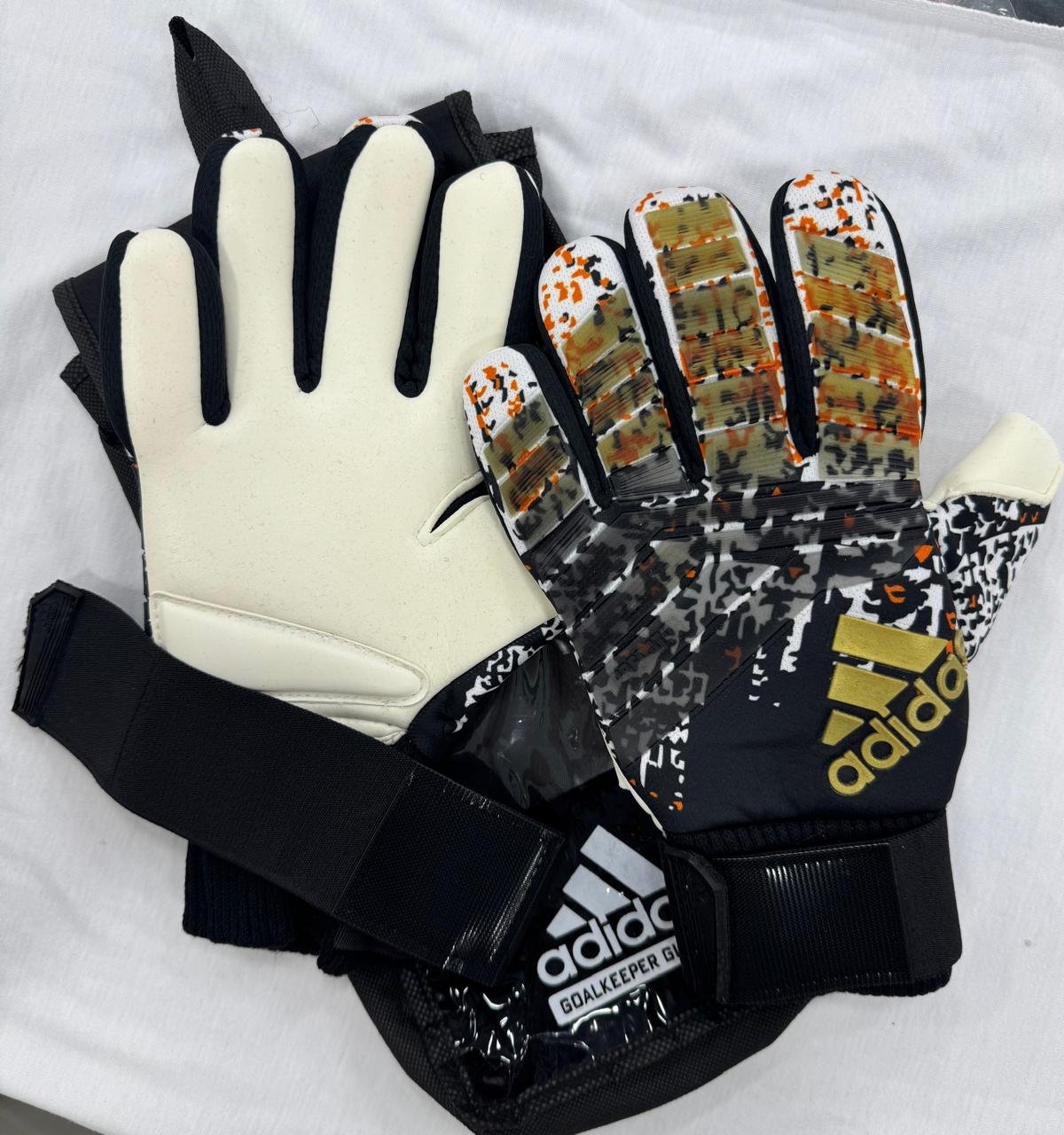 Adidas Goal Keeper Gloves